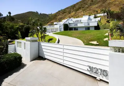 Beachside Teen Treatment Center - Mental health facility in Malibu offering Teen Services, Residential Treatment Program services