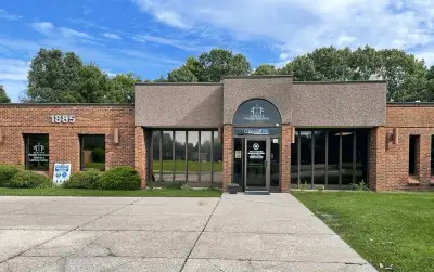 Oakland Family Services - Mental health facility in Walled Lake offering Outpatient, Individual Therapy services