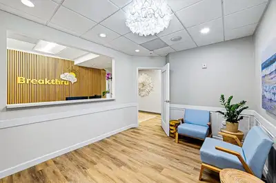 Breakthru Psychiatric Solutions - Mental health facility in Sandy Springs offering Medication Management, Transcranial Magnetic Stimulation (TMS) services