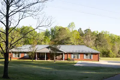 Central Alabama Wellness - Carrie Gray Home - Mental health facility in Clanton offering Mental Health Services, Inpatient Treatment services